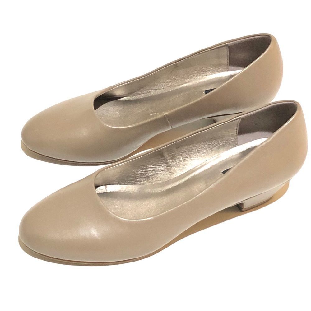Array Lily Comfort Slip On Low Heels Shoes Taupe Career Office Womens 6.5